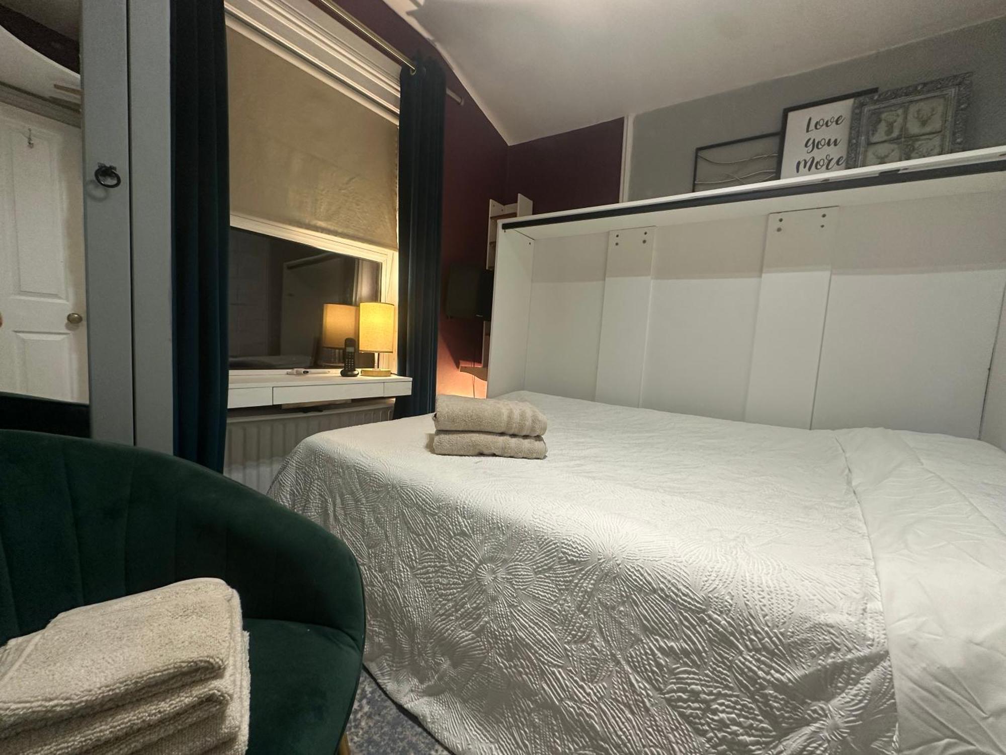 My Sky Secret Garden 1 Bedroom Λονδίνο Εξωτερικό φωτογραφία